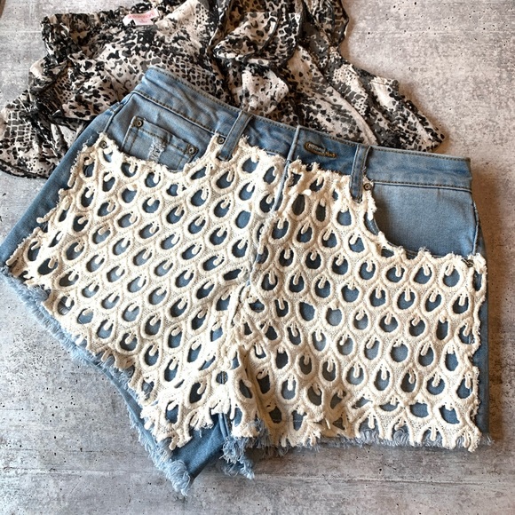 BONAGE DISTRESSED RARE PEACOCK LACE OVERLAY SHORTS - Picture 1 of 8